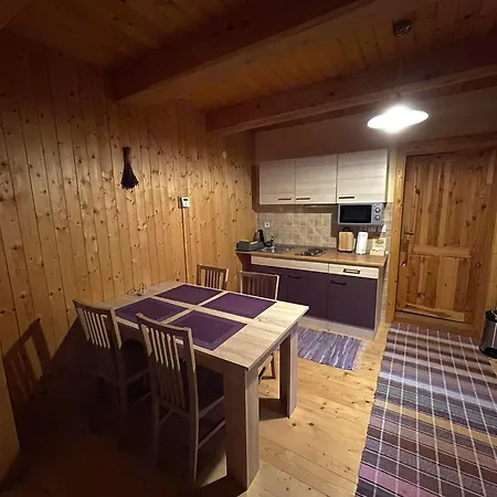 Drevenica Matajka * Kvacany