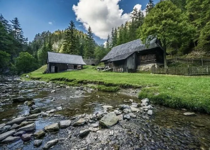 Drevenica Matajka * Kvacsan